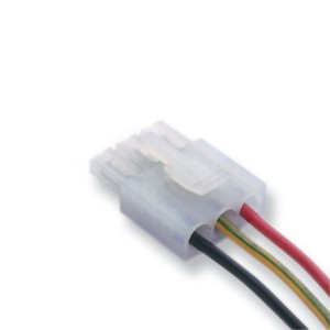 ACCESORII PENTRU CONECTOARE DE SERTIZARE · SERIA M620 · CARCASĂ MASCULINĂ